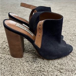 Steve Madden Navy and Brown Chunky Heels| Size: 7.5